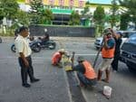 Dua Speed Bump Jalan Halmahera Tarakan Dibongkar