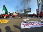 Bakar Ban, Massa Desak Pemerintah Tuntaskan Persoalan Tarakan